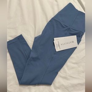 Athleta Salutation Stash Pocket Legging 7/8 Blue Size Small
